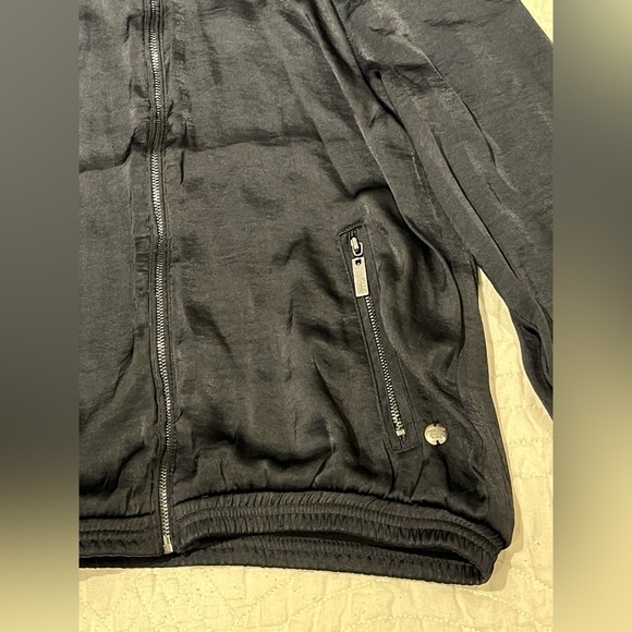 Basic sweater - Picture 2 of 4